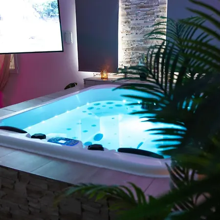 And La Perla Bianca Bed & Breakfast *