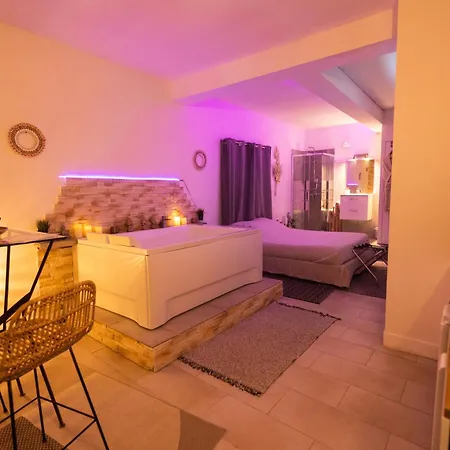 And La Perla Bianca Bed & Breakfast Grabels