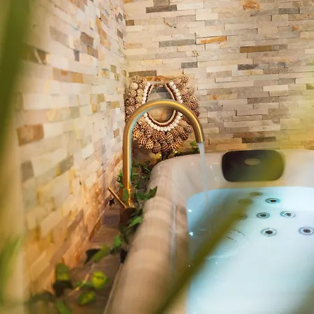 Bed & Breakfast And La Perla Bianca Grabels